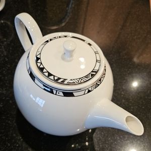 Teapot